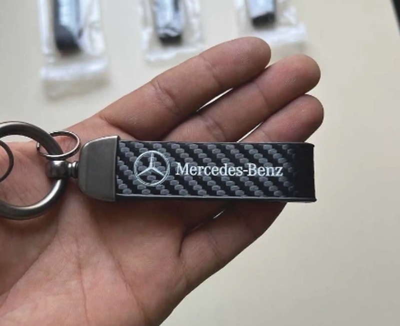 Брелок Mercedes Benz